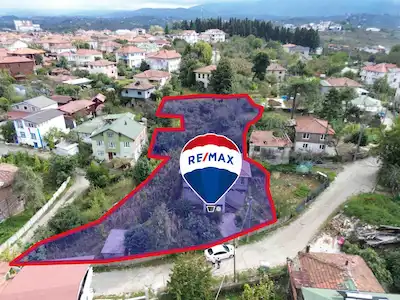 REMAX DIA'DAN AKÇAKOCA YUKARI MAHALLE SATILIK KONUT İMARLI ARSA