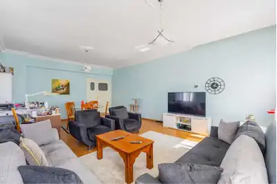ÖĞRETMENEVLERİ ‘NDE SATILIK 3+1 ARAKAT DAİRE MUHTEŞEM LOKASYON