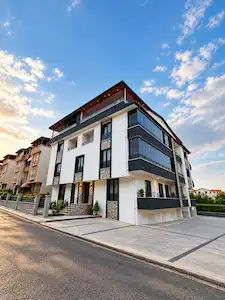 İZMİT YEŞİLOVA'DA SATILIK 155 M² 3+1 EĞİMSİZ ÇATI DUBLEKSİ