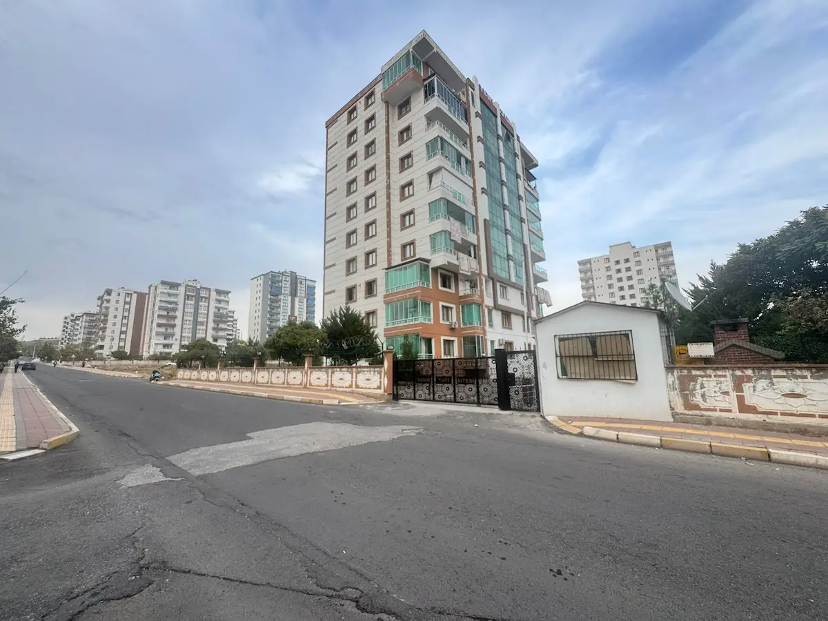 URFA BLV. 500 EVLER CİVARINDA 4+1 KİRALIK DAİRE