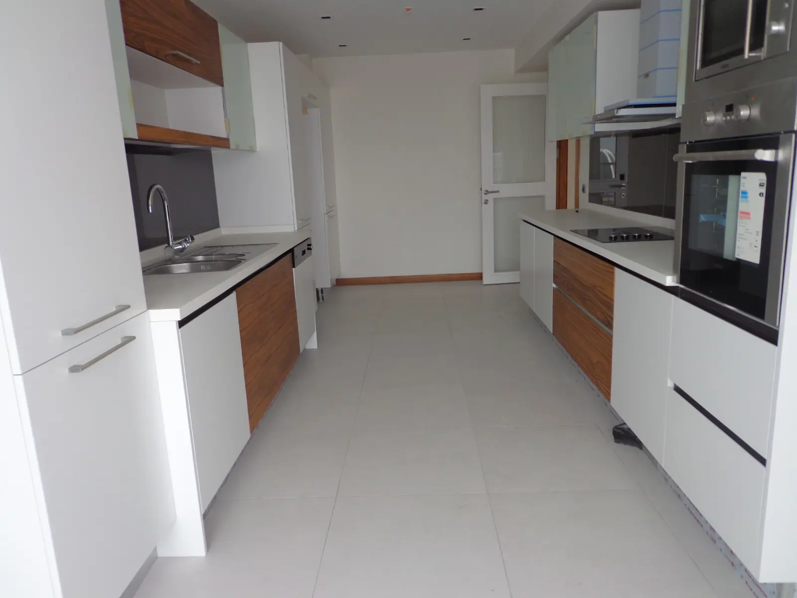 REMAX OLUŞUM'DAN GÜNEŞLIPARK'TA 180 M2 SATILIK 4+1 DAIRE