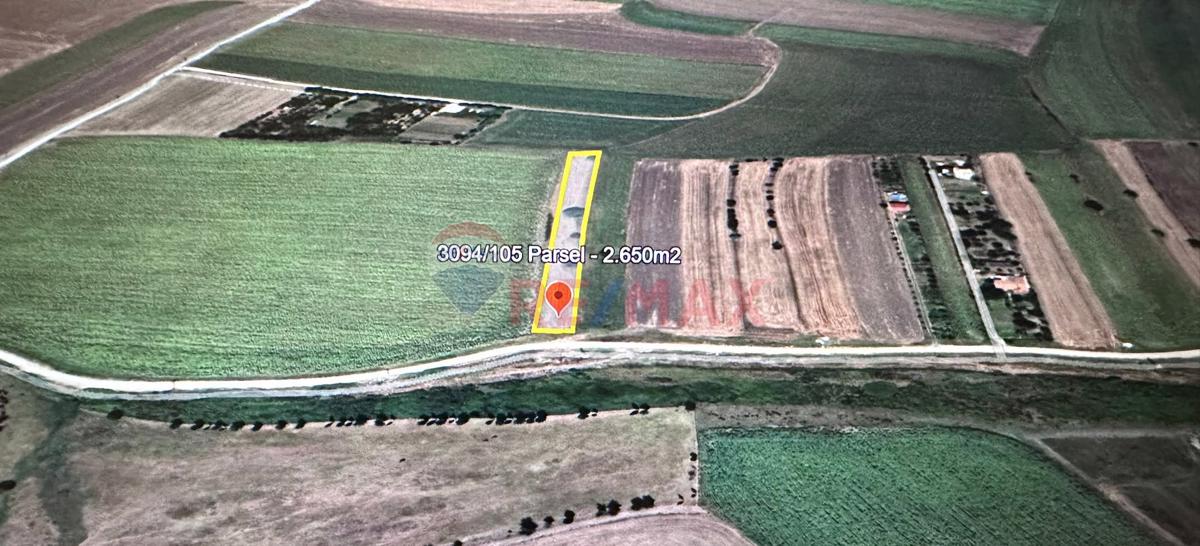 SİLİVRİ KÜÇÜKKILIÇLI KÖYÜ SATILIK YOL KENARI MÜSTAKİL TAPULU 2.650 M2 ARSA