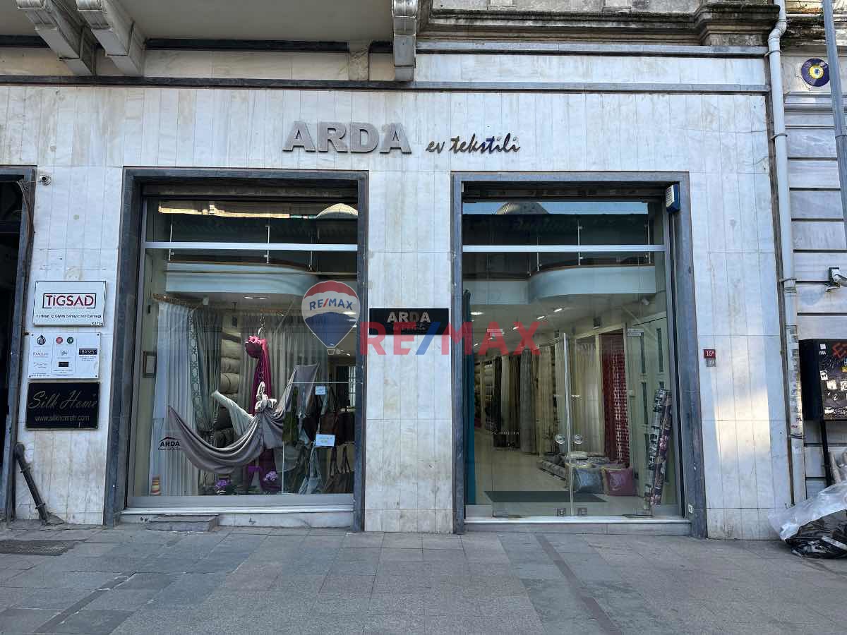 EMİNÖNÜ, SULTANHAMAM, AŞİREFENDİ CADDESİNDE KİRALIK MAĞAZA