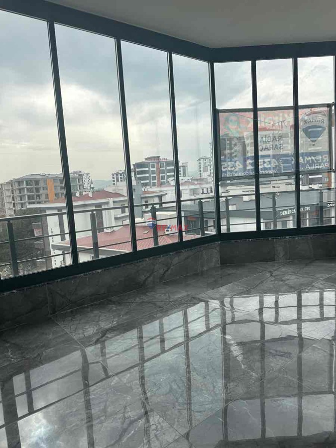 ÖZEL OKULAR BÖLGESİN’DE 3 + 1 SATILIK DAİRE