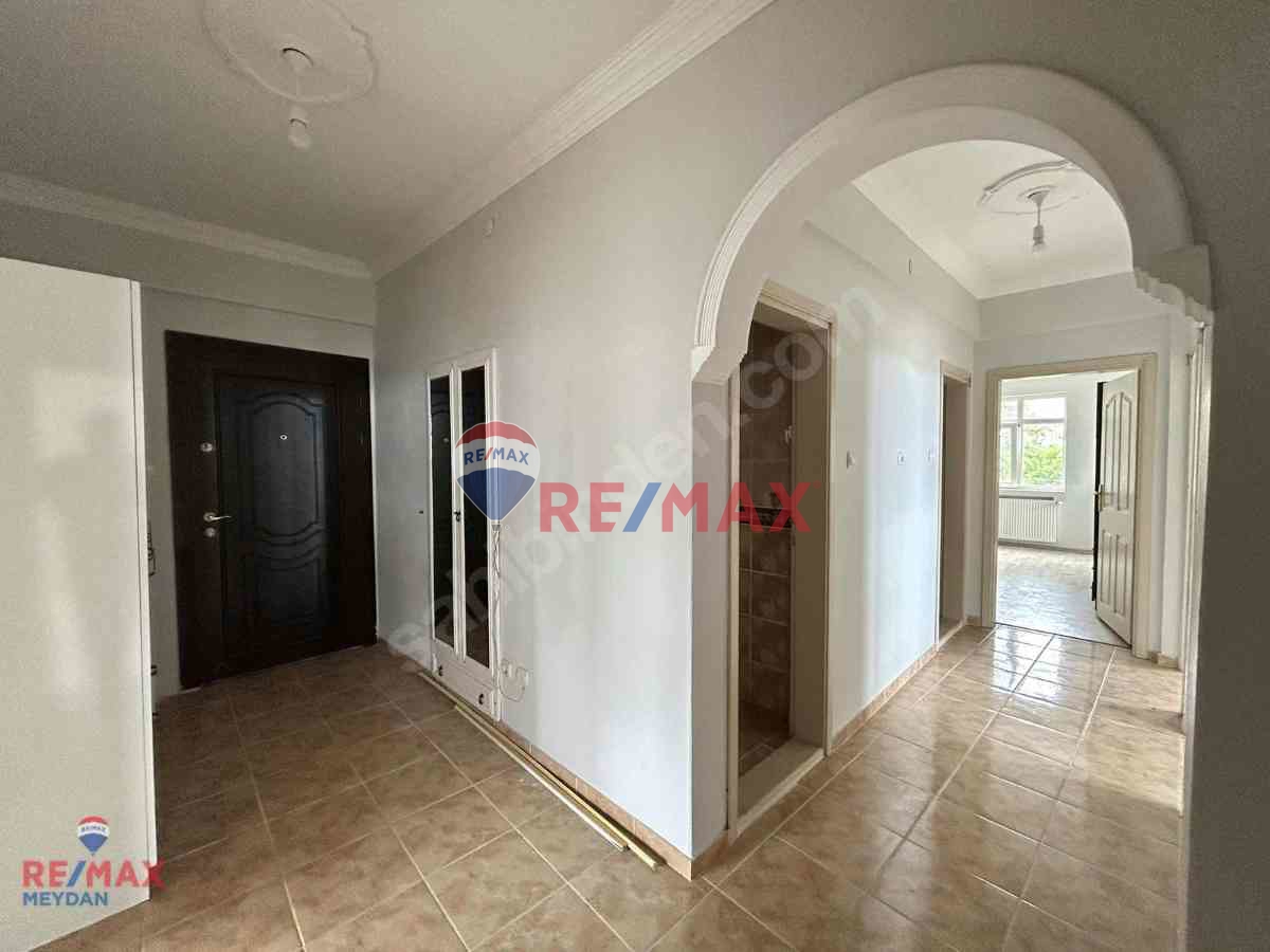 KANUNİ MAHALLESİ'NDE KİRALIK 3+1 DAİRE