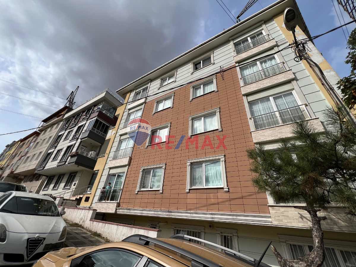 ÜMRANİYE ÇAMLIK'TA BAKIMLI GENİŞ MODERN 2+1 KİRALIK DAİRE