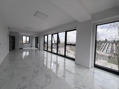 BAŞISKELE BELEDIYE KARŞISI KIRALIK OFIS