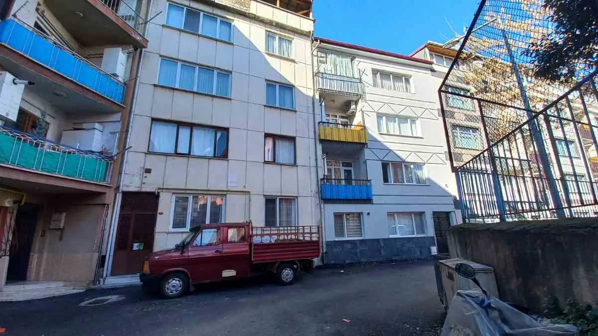 KURTULUŞ MAHALLESİNDE KİRALIK DAİRE