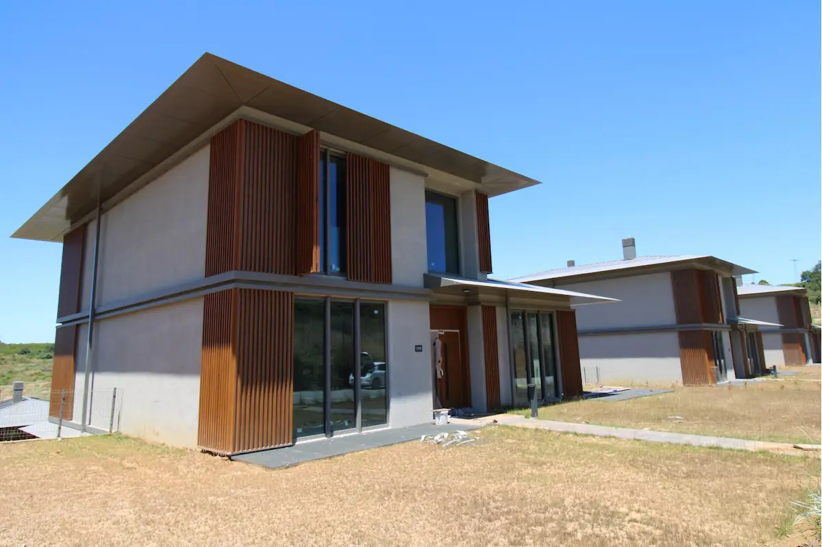 REMAX EBRU'DAN RİVA DÜŞLERVADİSİNDE ENBÜYÜK TİP VİLLA 495 M2,6+2 2