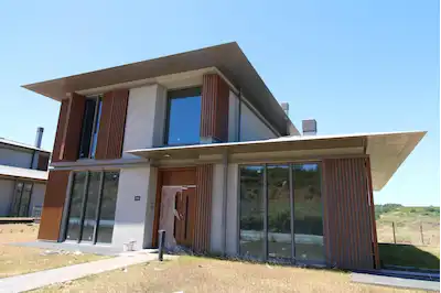 REMAX EBRU'DAN RİVA DÜŞLERVADİSİNDE ENBÜYÜK TİP VİLLA 495 M2,6+2