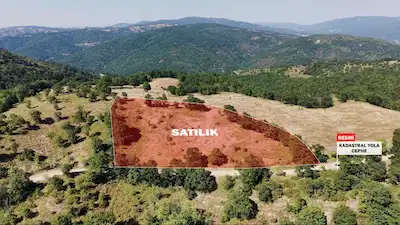BİGA ILICABAŞI’NDA KADASTRAL YOLA CEPHE YATIRIMLIK TARLA FIRSATI