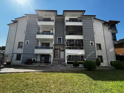 BAŞİSKELE KÖRFEZ MAH SELİMOĞLU SİTESİ’NDE ( 3+1 )BAHÇE  DUBLEKS  SATILIK DAİRE