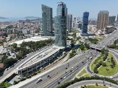 KURİŞ KULE'DE KURUMSAL KİRACILI 100M2 SATILIK DÜKKAN & MAĞAZA