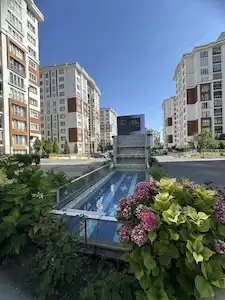 ERGENE VADİSİ SİTESİNDE GÜNEY CEPHELİ 1+1 BAHÇE KATI | BALKONLU | KREDİYE UYGUN