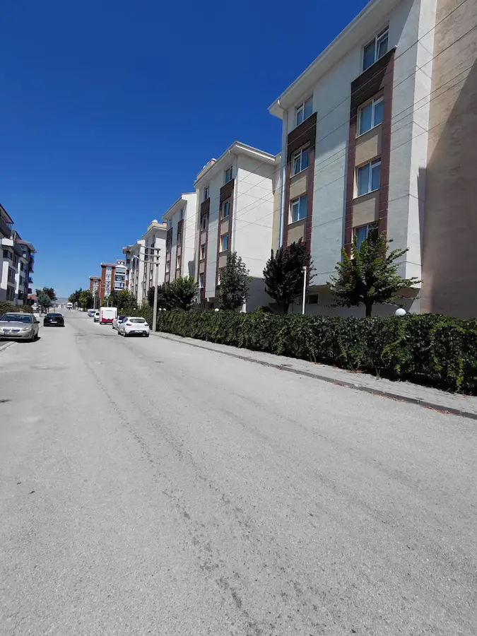 REMAX MOD'DAN BATIKENT DEMİREL VİZYON SİTESİ 3+1 SATILIK DAİRE