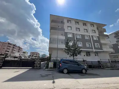 REMAX İLKE'DEN ÇAYKUR CADDESİ'NDE 3+1 SATILIK DAİRE
