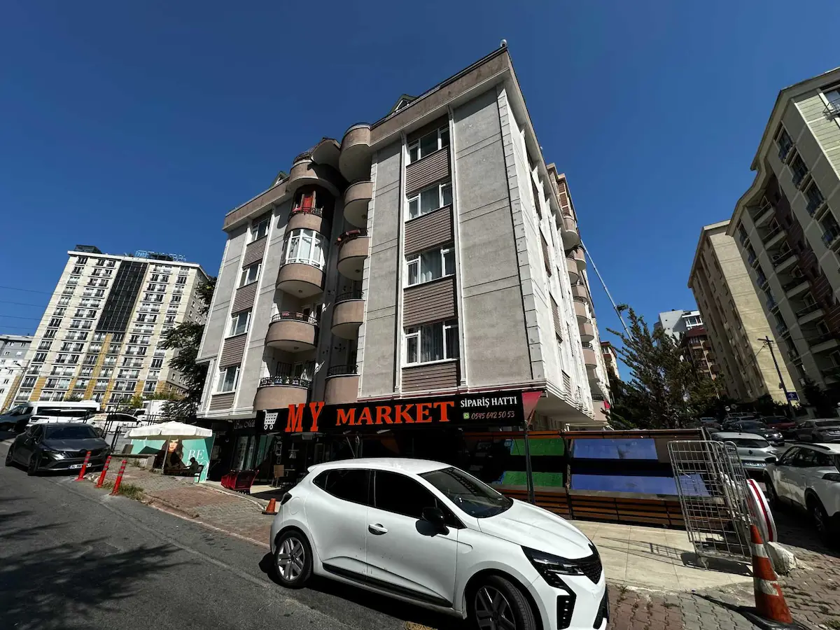 ÜMRANIYE TATLISU ERTUĞRUL GAZI SOKAK SATILIK BAKIMLI 3+1 3