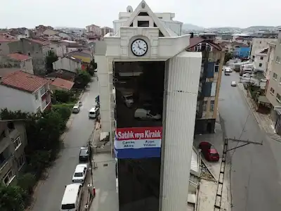 DUDULLU İMESIN YANIBAŞINDA 1000 M2 SATILIK PLAZA