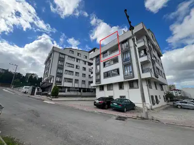 ÇAYIROVA ATATÜRK MAH. BUTİK SİTEDE 2+1 ÇİFT BANYOLU ÜST DUBLEKS