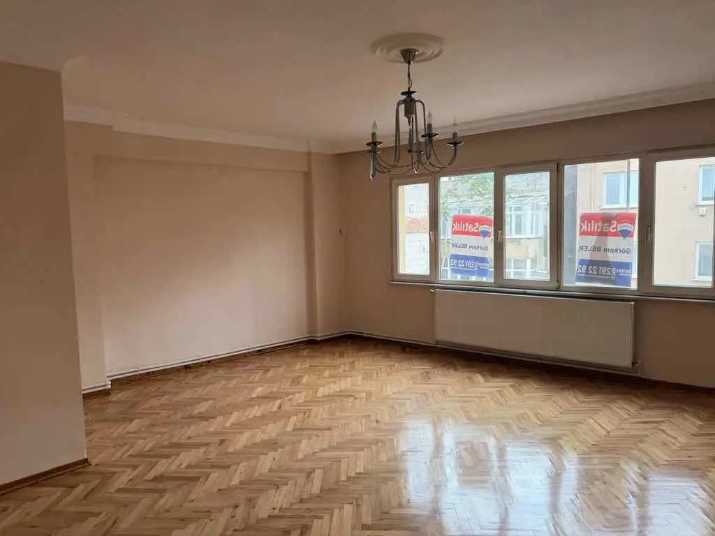 VALİKONAGI CAD 100M MESAFEDE 3+1 FERAH DAİRE