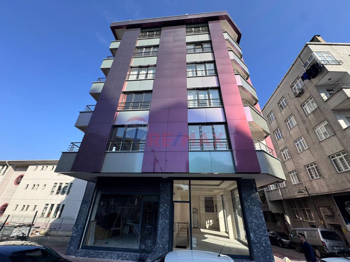 REMAX PRO2 MERKEZEFENDİ ANA CADDE ÜZERİ 140 M2 SIFIR 2 KATLI DÜKKAN