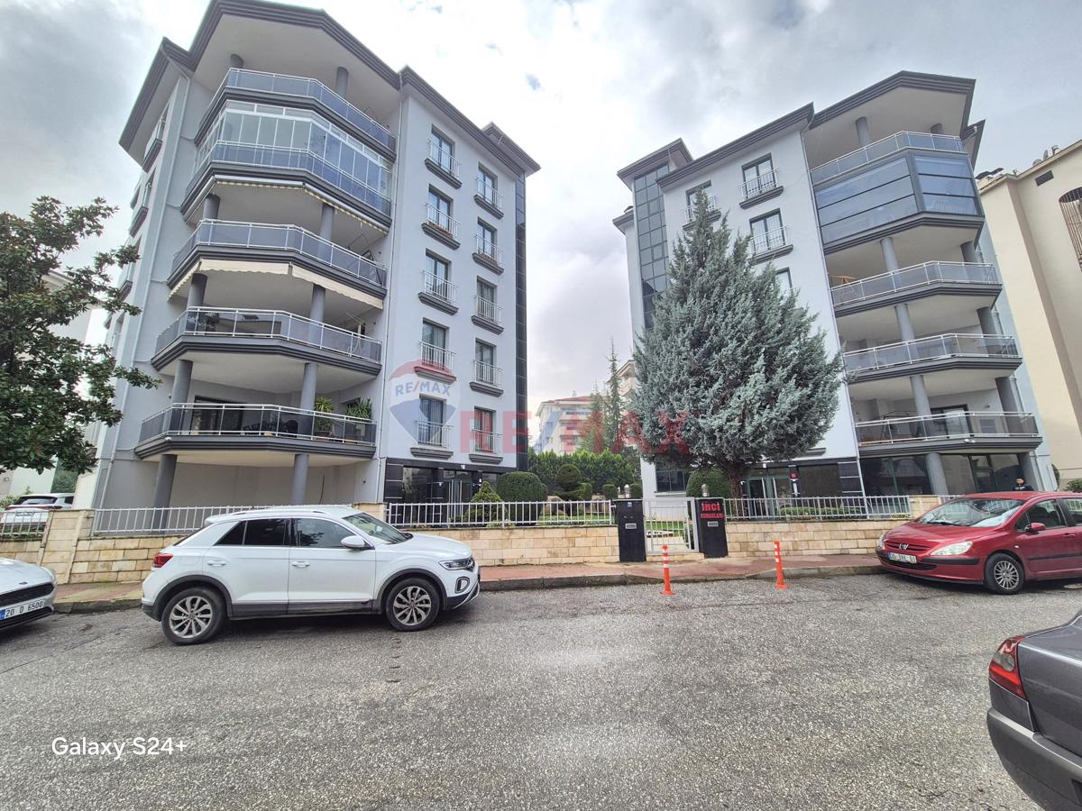 Remax Model Denizli'den Servergazi İnci Konakları'nda 4+1 Satılık Daire