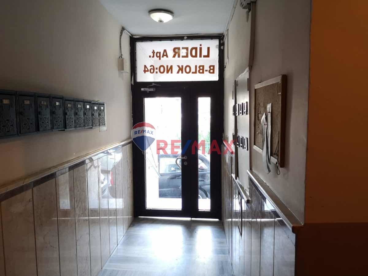 RAMİ CUMA MAHALLESİNDE DENİZ MANZARALI SATILIK DUBLEX DAİRE