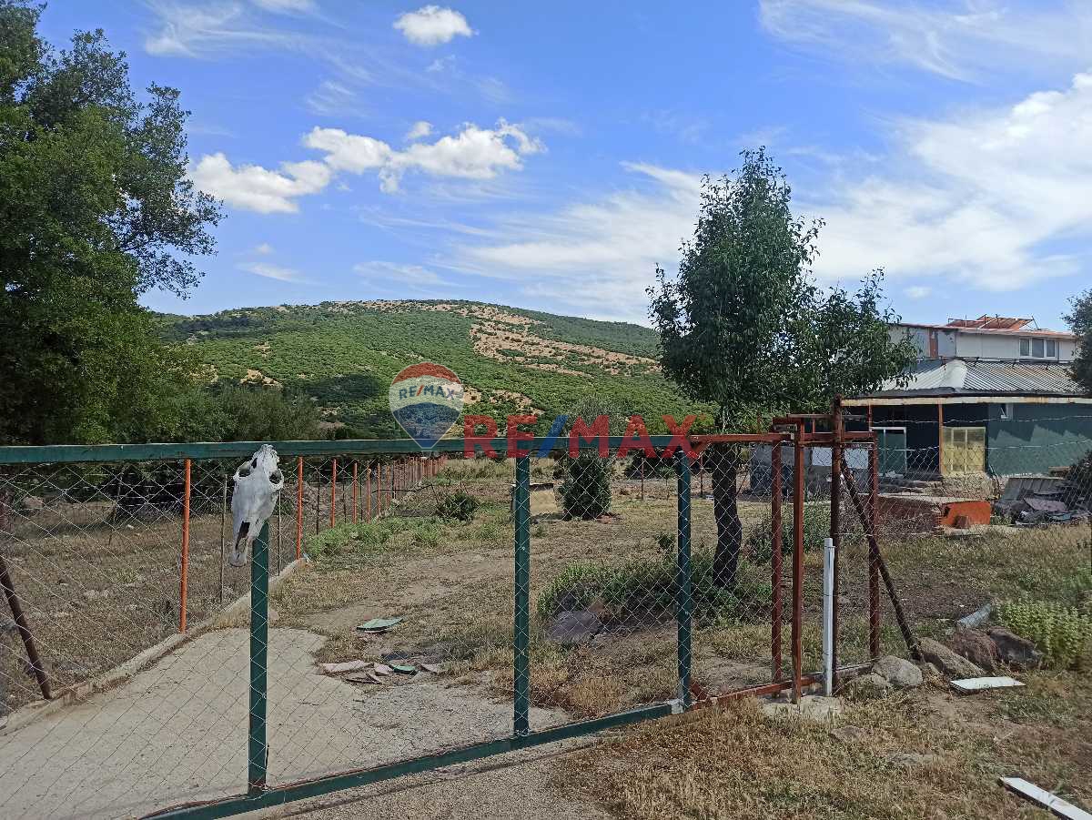 KARŞIYAKA'DA 6.733 M² SUYU VE DEPOSU OLAN YAPI İZİNLİ ÇİFTLİK