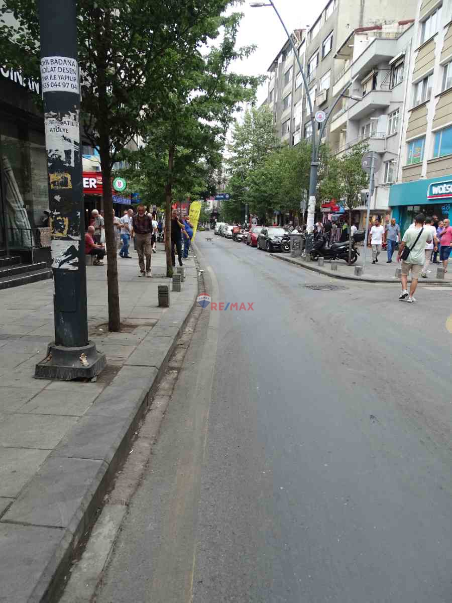 KAĞITHANE ÇAĞLAYAN MAH. ÇAYIRBAŞI SOKAK'DA 3+1  KOMBİLİ  ASANSÖRLÜ  KİRALIK DAİRE