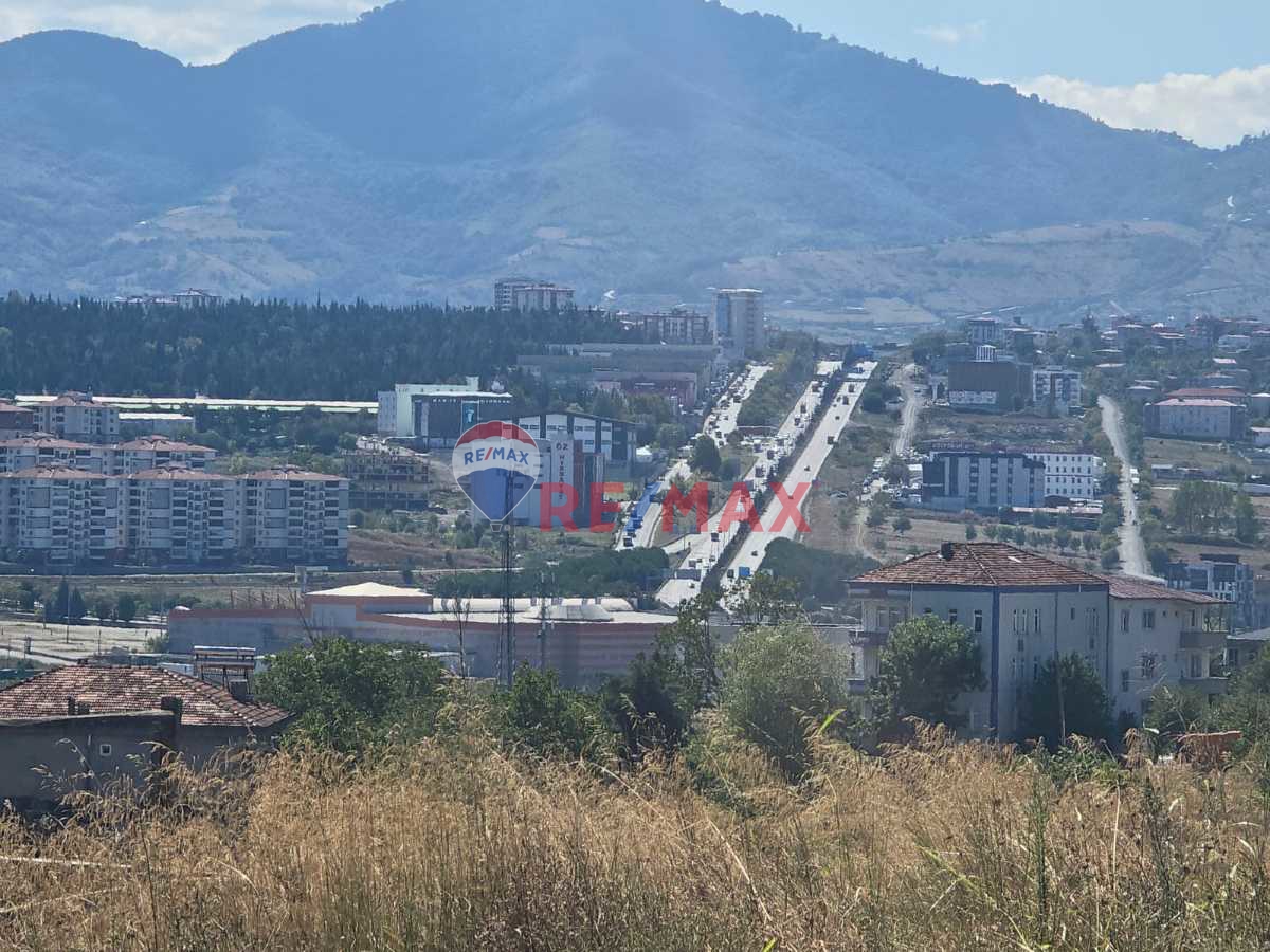 SATILIK ARSA HİSSESİ — SAMSUN / ATAKUM / BEYPINAR

DA SİZLERİ BEKLİYOR