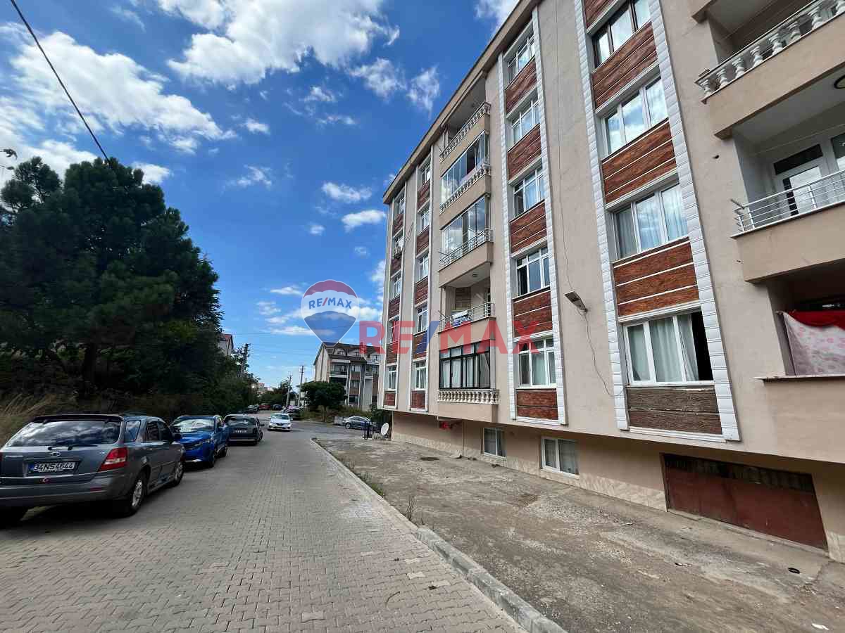 RE/MAX ÇAKRA' DAN CENGIZ TOPEL İLKOKULU YAKINI KIRALIK DAIRE