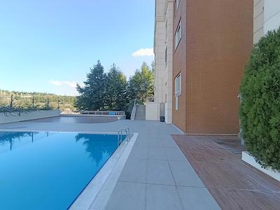 KENT PLUS REZIDENCE'DE MANZARALI,GENIŞ METREKARELI SATILIK 2+1