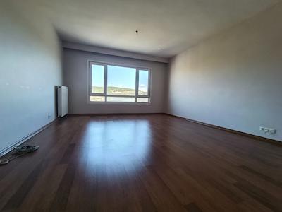 KENT PLUS REZIDENCE'DE MANZARALI,GENIŞ METREKARELI SATILIK 2+1