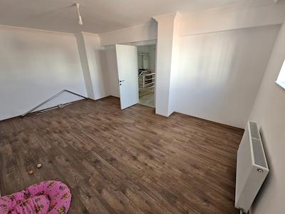 YILDIZTEPE MAHALLESINDE UYGUN FIYATLI LÜKS 6+1 DUBLEKS DAIRE