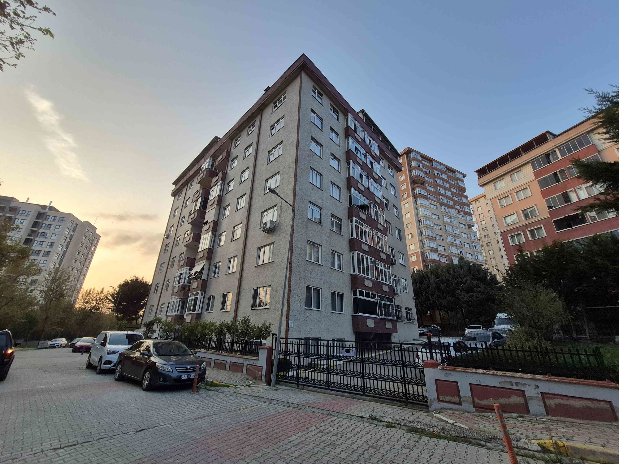 KİRACILI 3+1 SATILIK DAİRE