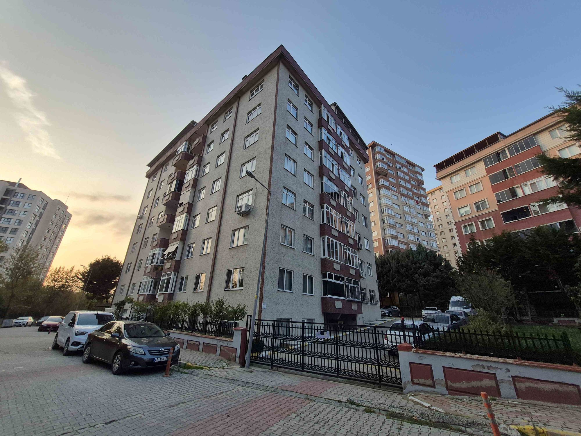 KİRACILI 3+1 SATILIK DAİRE