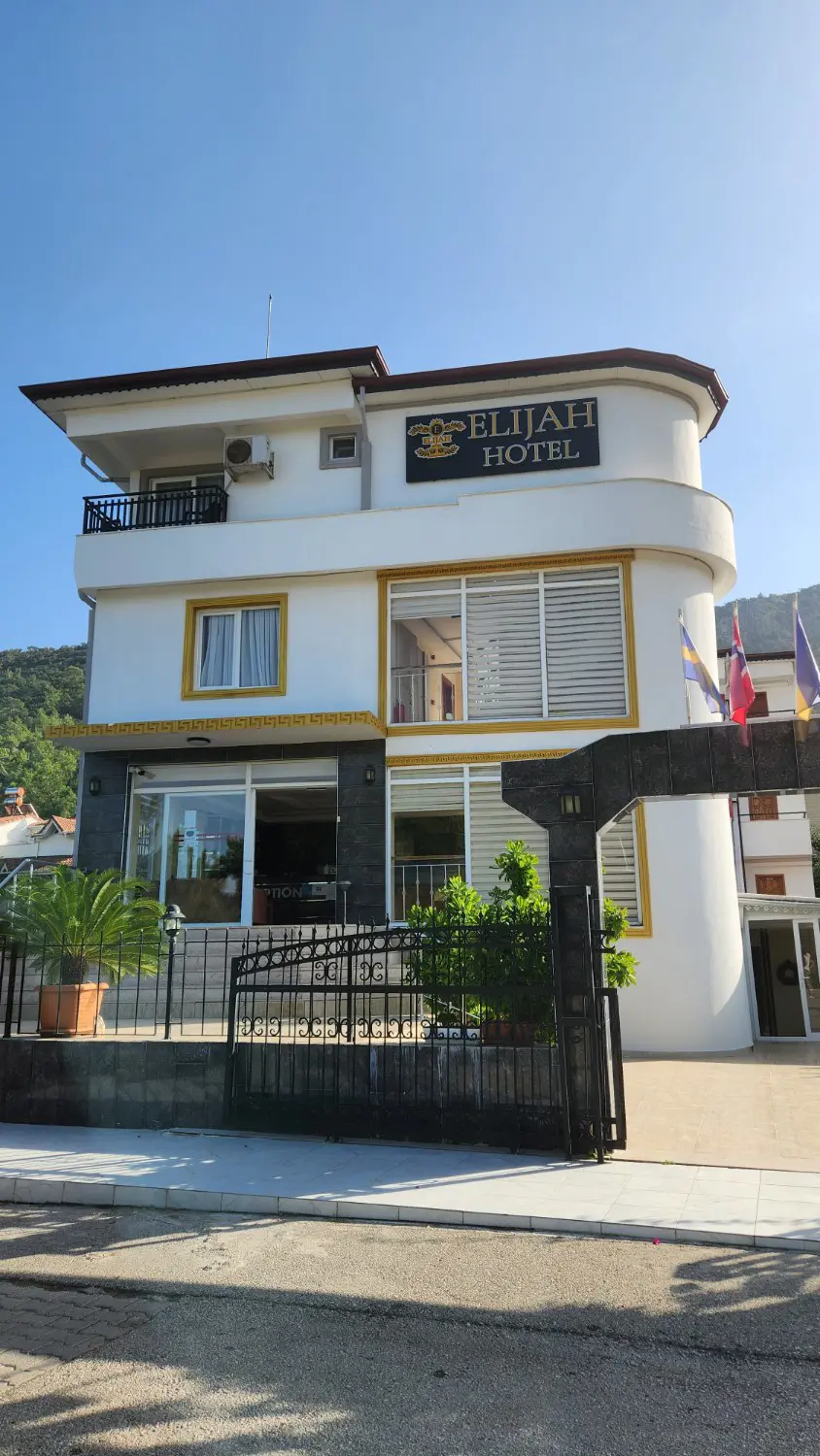 Property image 8