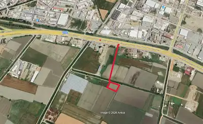 D 400 KARAYOLU GÜNEYİNDE İMARA SIFIR KİRALIK TARLA