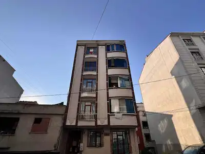 SELAHATTİN EYYUBİ MAH 3+1 BALKONLU GENİŞ FERAH AYDINLIK DAİRE