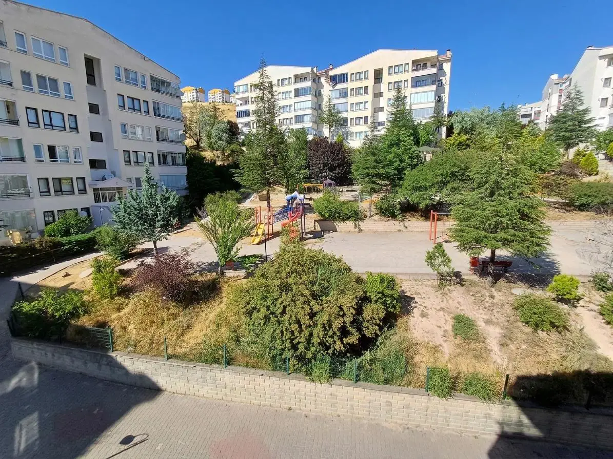 REMAX LEVEL' DEN  KİRALIK , YENİMAHALLE KUZEY YILDIZI MAHALLESİNDE SİTE İÇERİSİNDE 3+1 GENİŞ DAİRE 