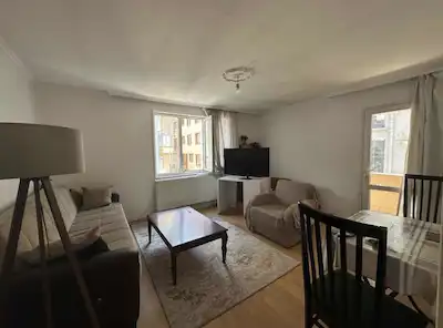 ÇELİKTEPE'DE YATIRIMLIK VE OTURUMA UYGUN SATILIK 1+1 DAİRE