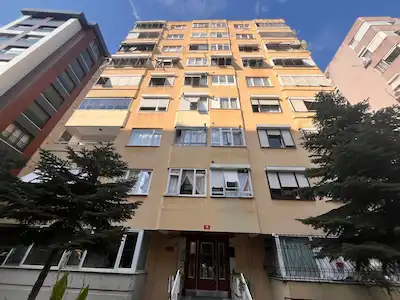 ERENKÖY KAZASKER'DE KIRALIK 3+1 DAIRE ÇIFT BALKON METRO YANIBAŞI