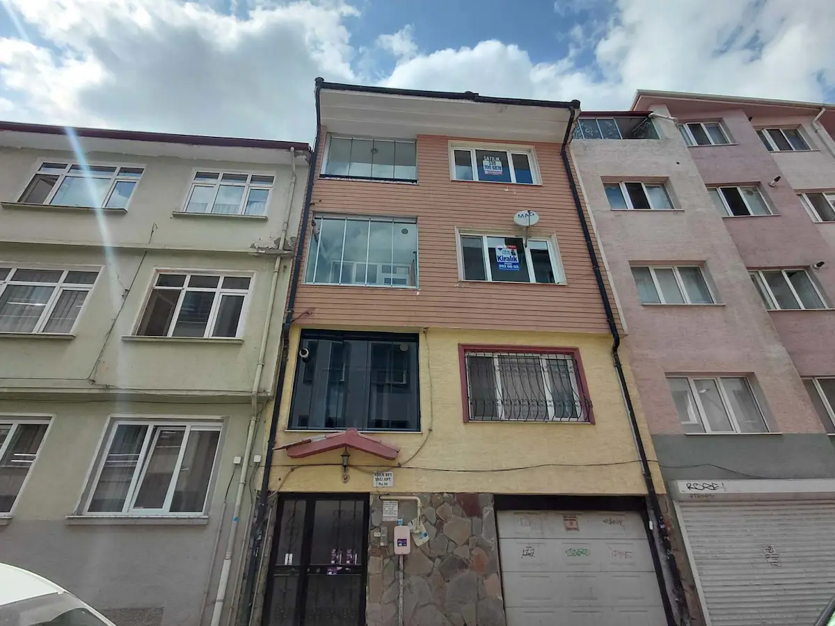 YENİBAĞLAR MAH. ESPARK VE ANADOLU ÜNİ. YAKINI 3+1 KİRALIK DAİRE