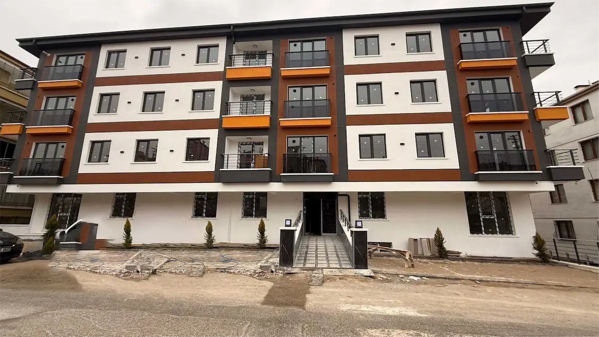 MAMAK GÜLVEREN'DE 2+1 LÜKS SIFIR BİNADA EŞYALI KİRALIK DAİRE