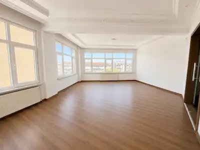 FATİH'TE MERKEZİ LOKASYON TİCARİ & KONUTA UYGUN FIRSAT FİYAT
