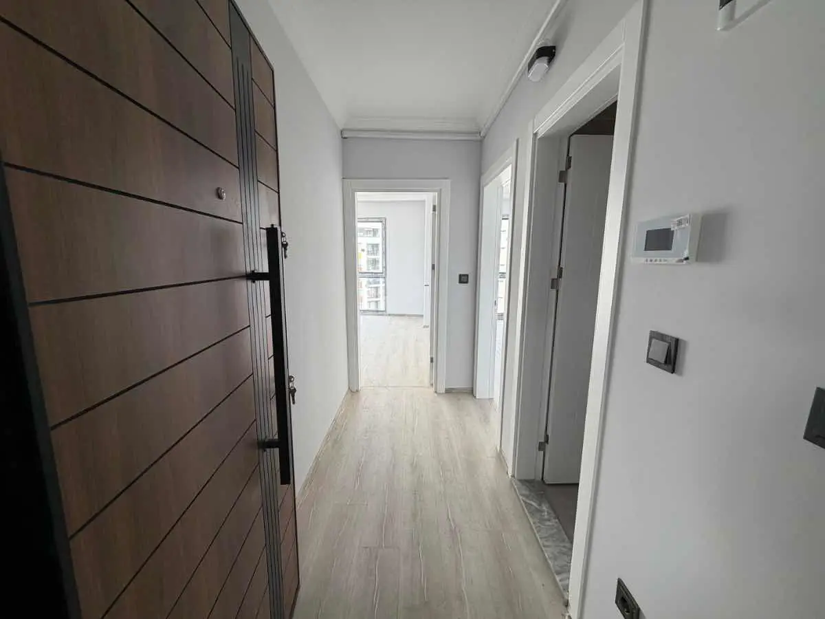TEYYAREDÜZÜNDE FERAH AYDINLIK 1+1 DAİRE