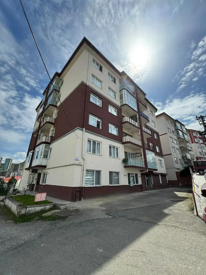 GİRESUN MERKEZ GEDİKKAYA’DA 2+1 | 115 M² BRÜT | 5. KAT | BALKONLU 