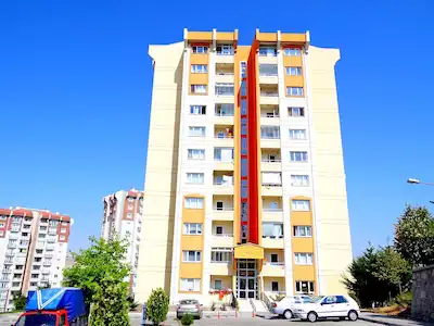 TOKİ TURKUAZ DOLMUŞ OTOBÜS GÜZERGAHINDA FULL EŞYALI 2+1 KİRALIK DAİRE