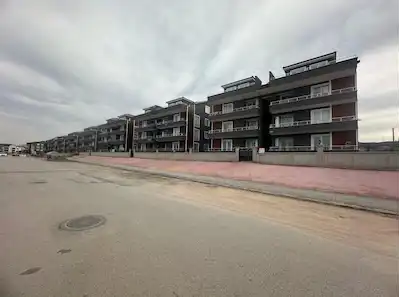 KOCAELI GÖLCÜK KARAKÖPRÜ KAVANIUM YANI SITE İÇI ARAKAT KIRALIK 3+1 BAKIMLI BOŞ DAIRE