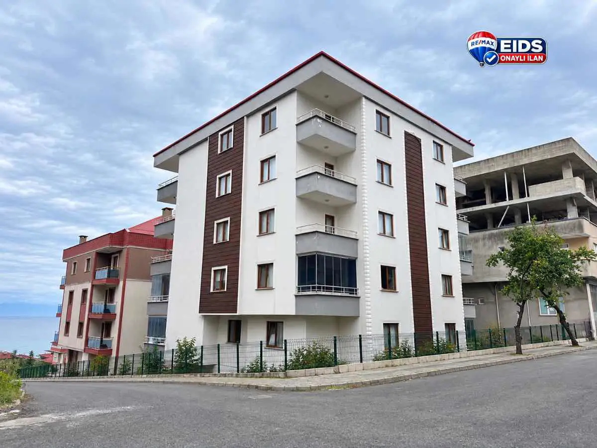 PELITLIDE DENIZ MANZARALI SIFIR 3+1 5.KAT SATILIK DAIRE